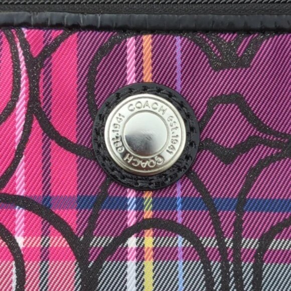NWOT Coach Poppy Tartan Plaid Logo Catch All | Coach Cosmetic Bag - Picture 2 of 9
